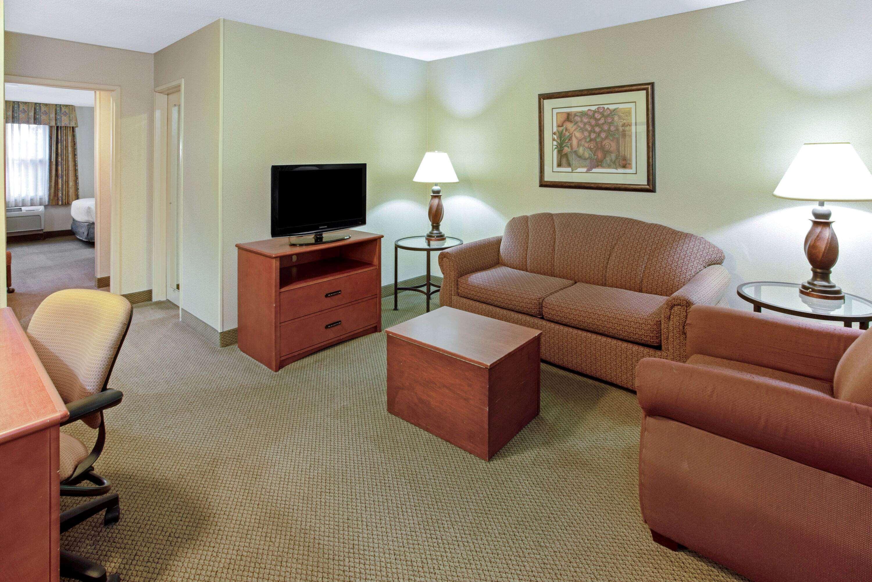 Hotel La Quinta By Wyndham Appleton College Avenue Esterno foto