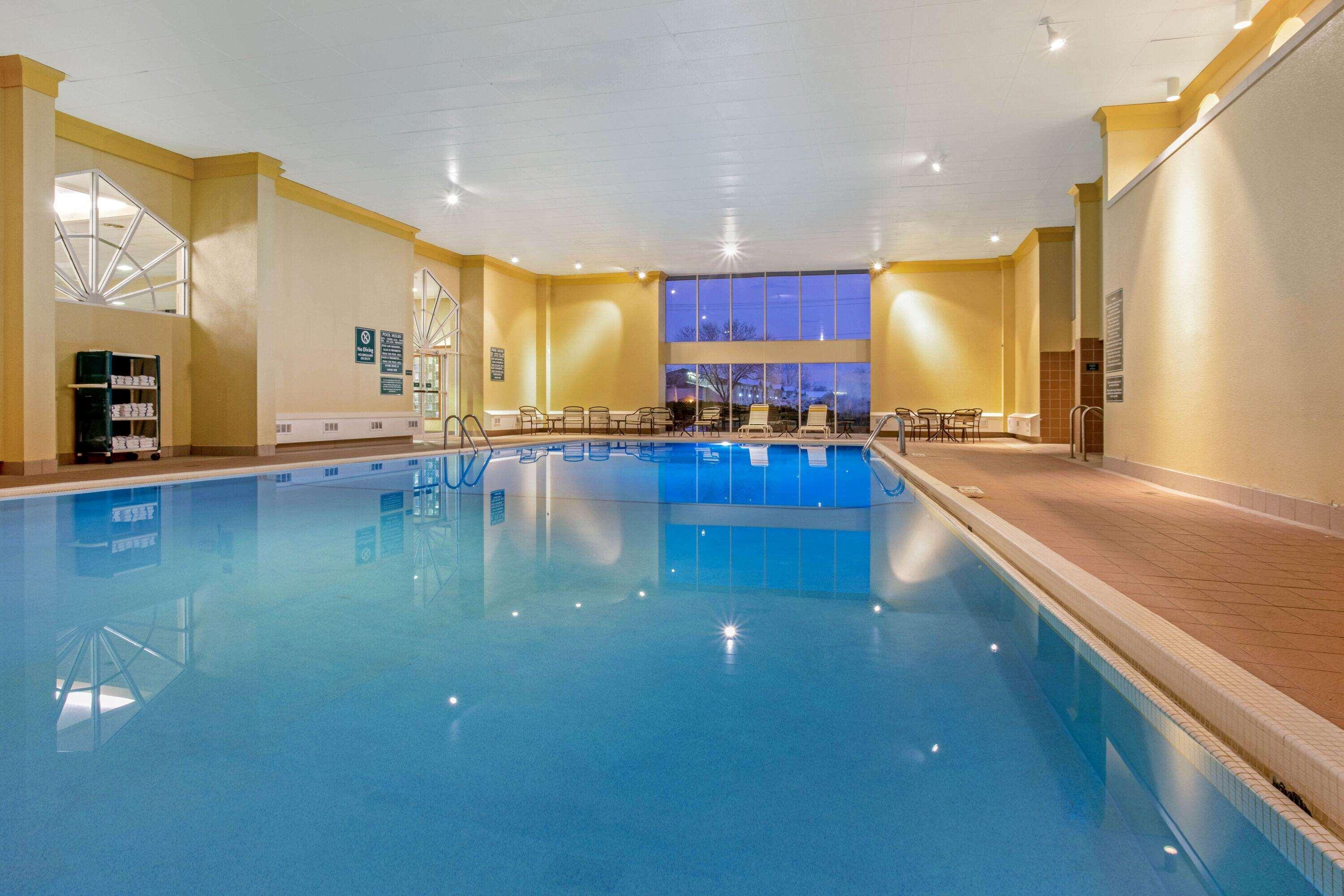 Hotel La Quinta By Wyndham Appleton College Avenue Esterno foto