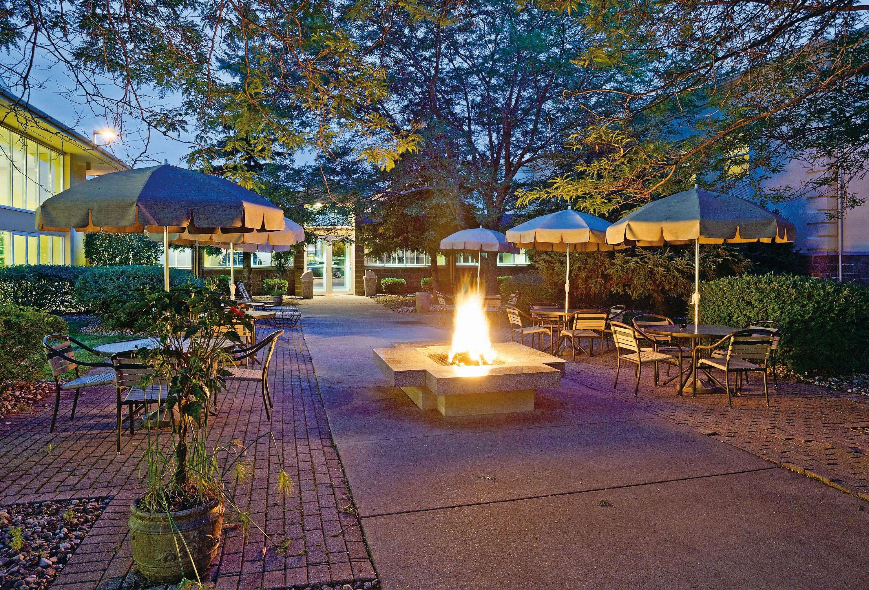 Hotel La Quinta By Wyndham Appleton College Avenue Esterno foto