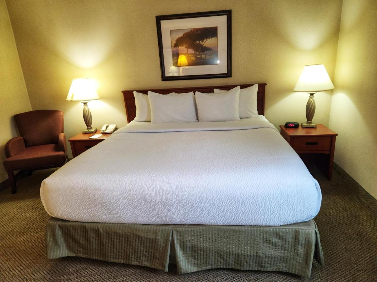 Hotel La Quinta By Wyndham Appleton College Avenue Esterno foto