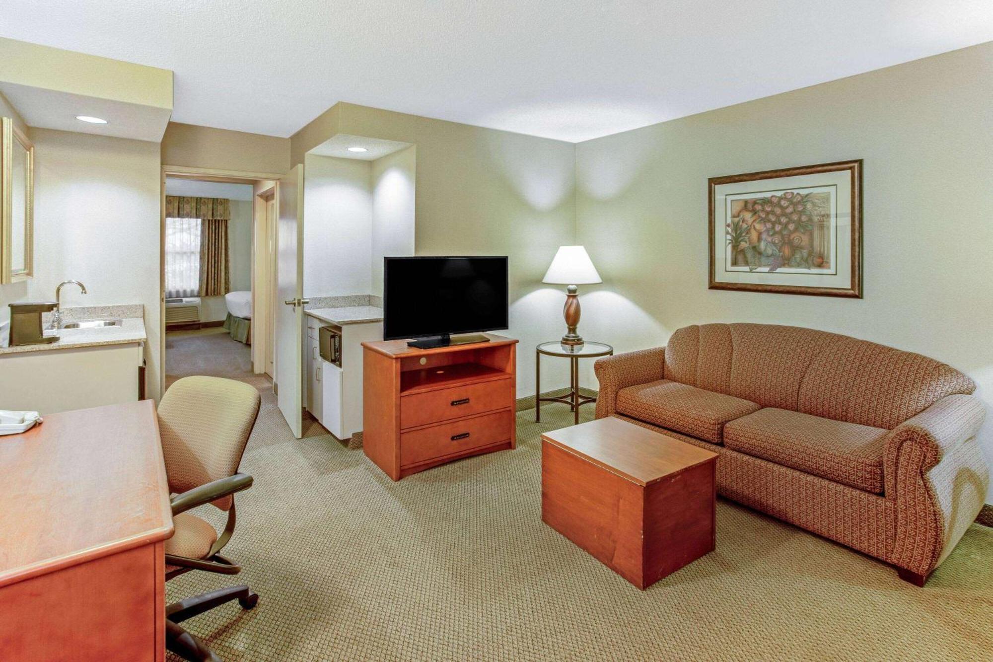 Hotel La Quinta By Wyndham Appleton College Avenue Esterno foto
